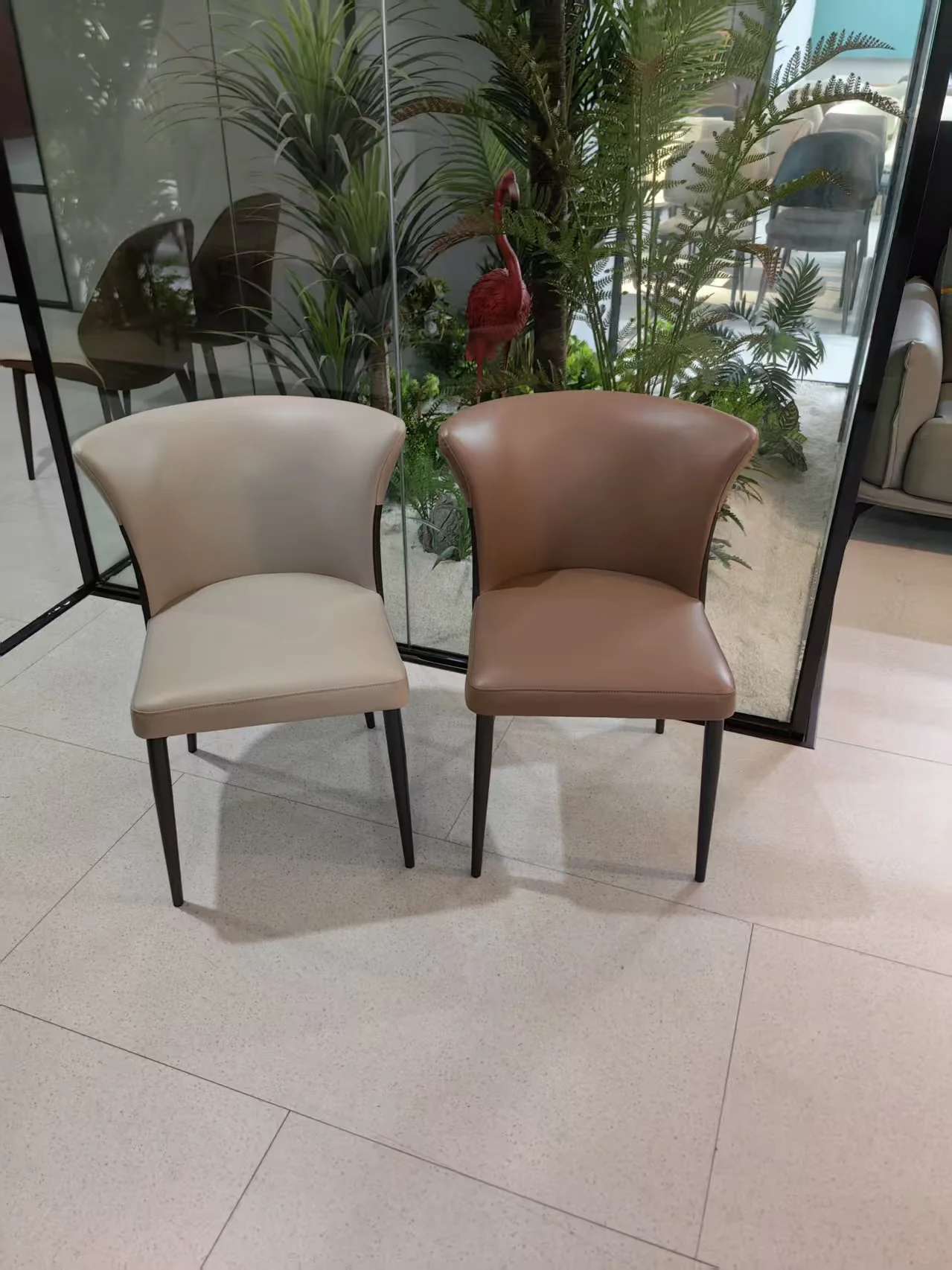 DIANKE Dining Chair C110 - detail view 1