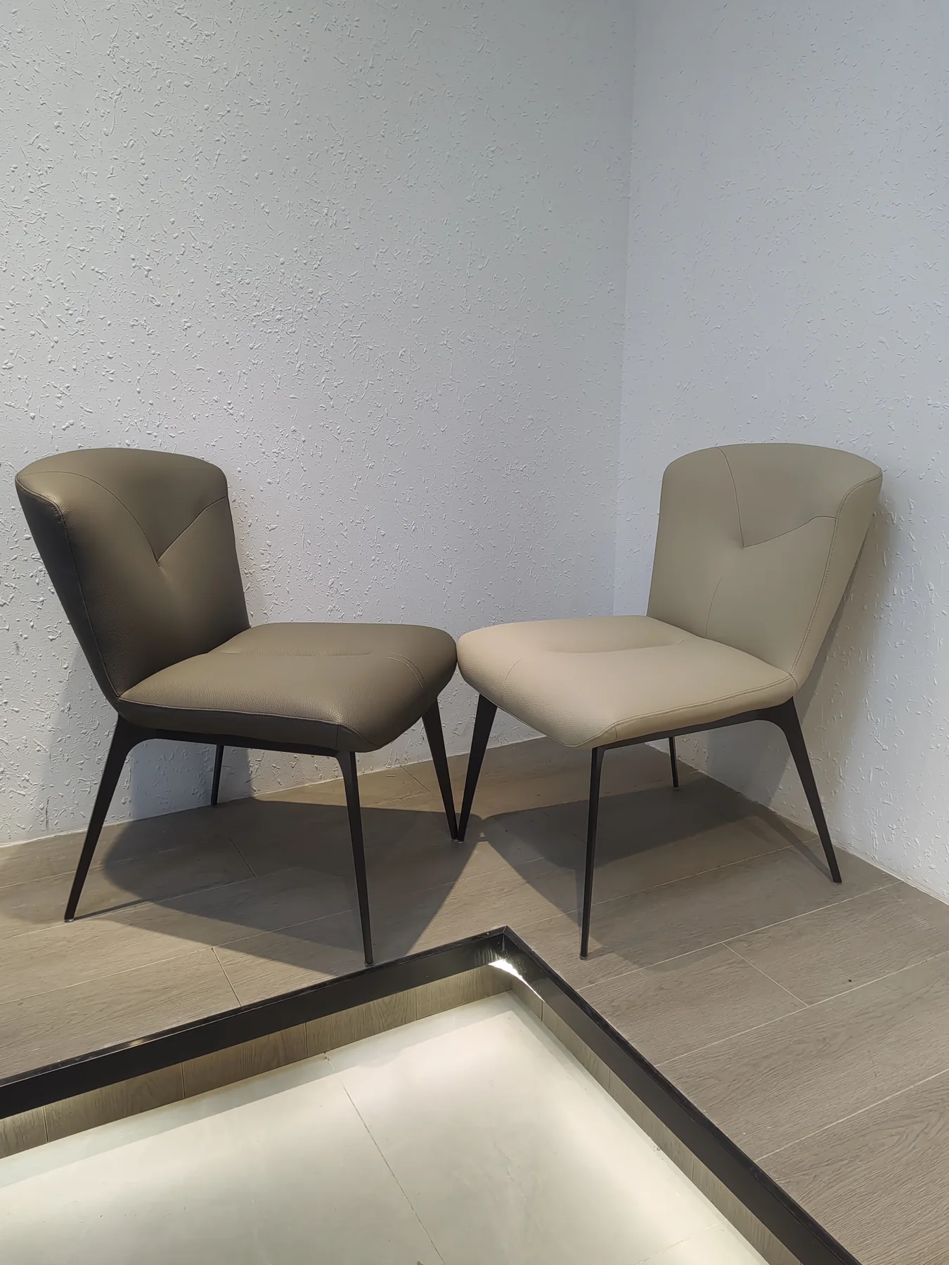 DIANKE Dining Chair C120 - full product view