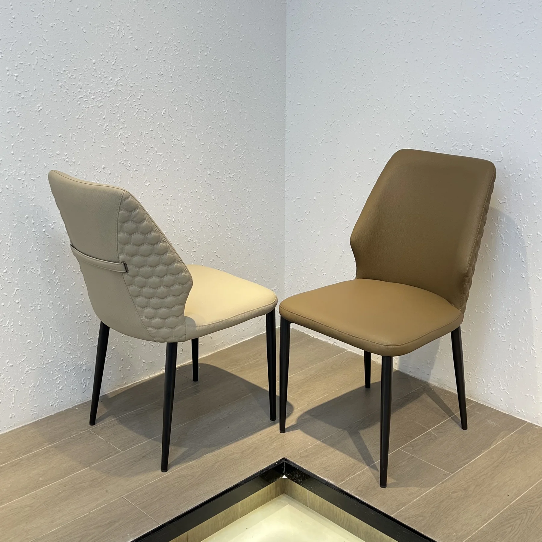 DIANKE Dining Chair C60 - full product view