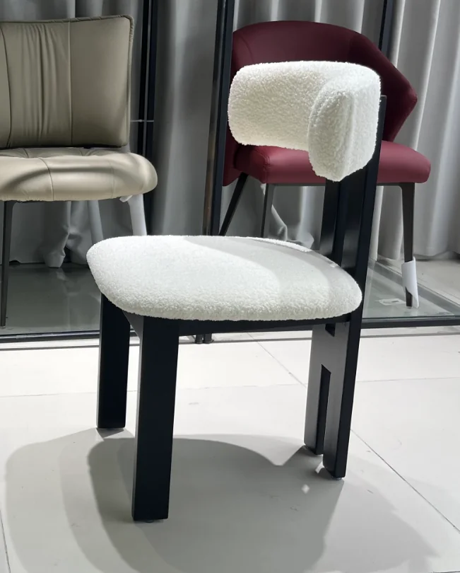 DIANKE Dining Chair C92 - detail view 1