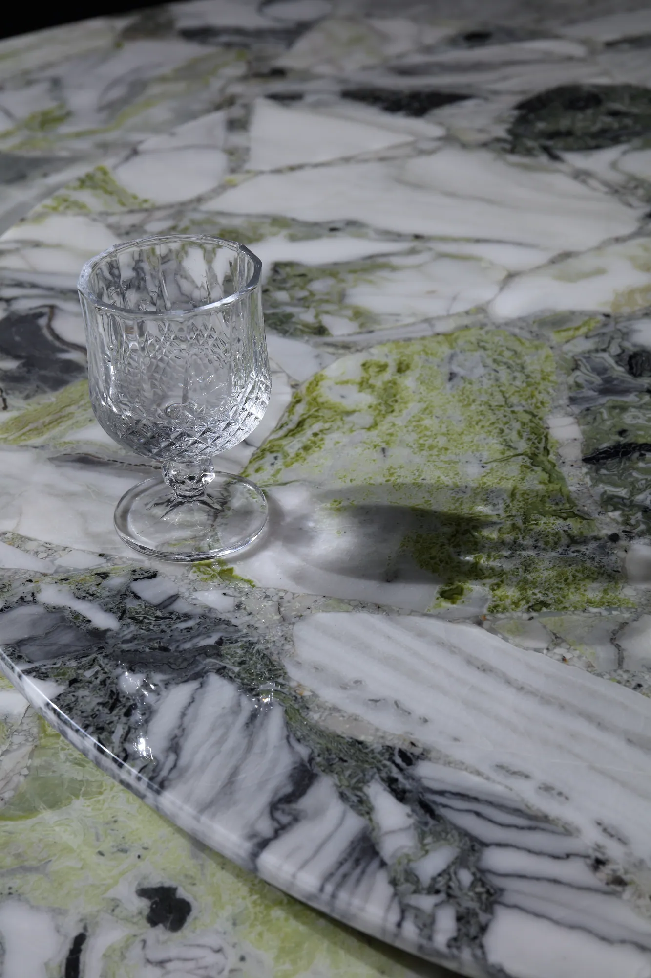 Cold Jade Round Dining Table - detail view 3