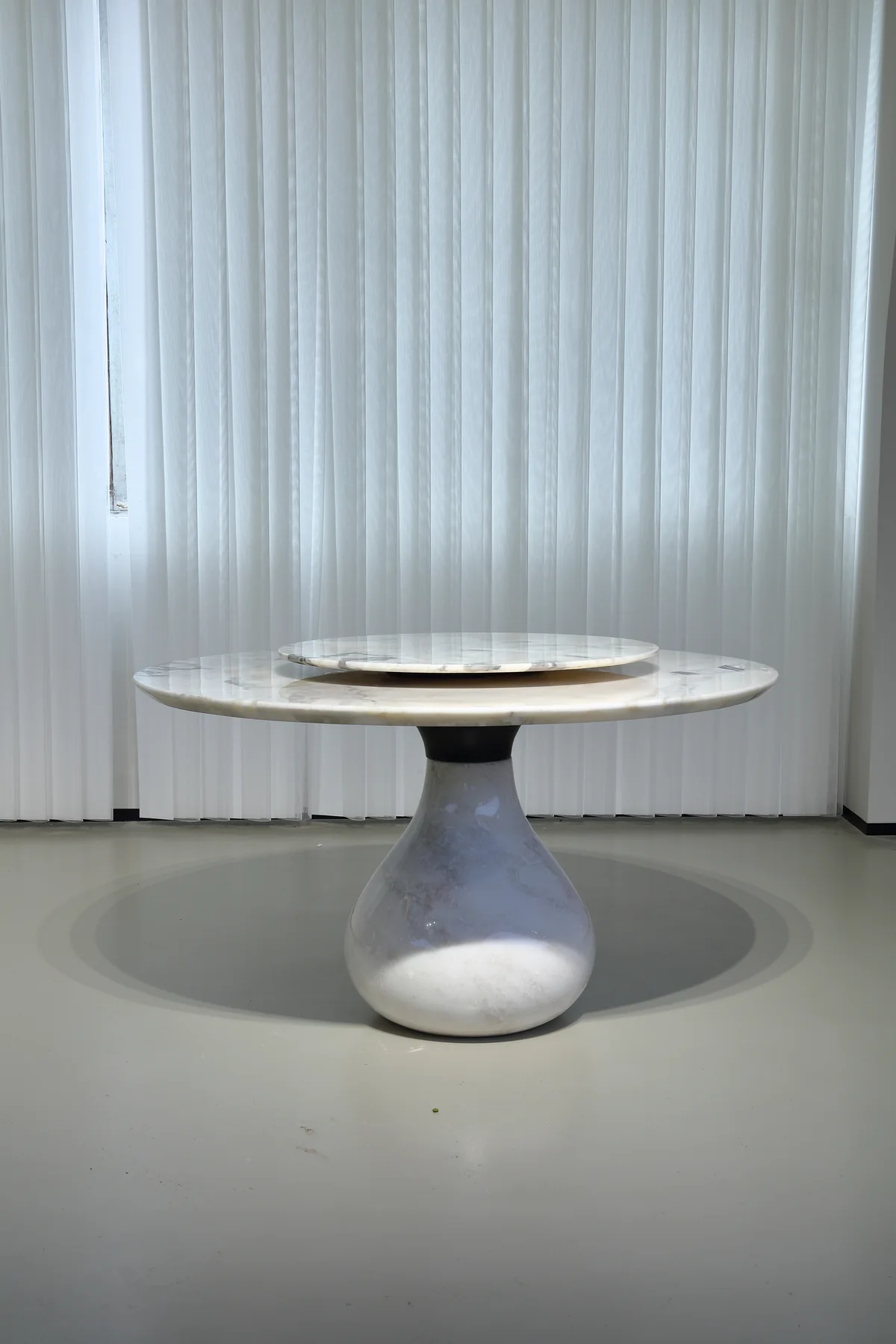 DIANKE Round Dining Table DT-1018 - full product view