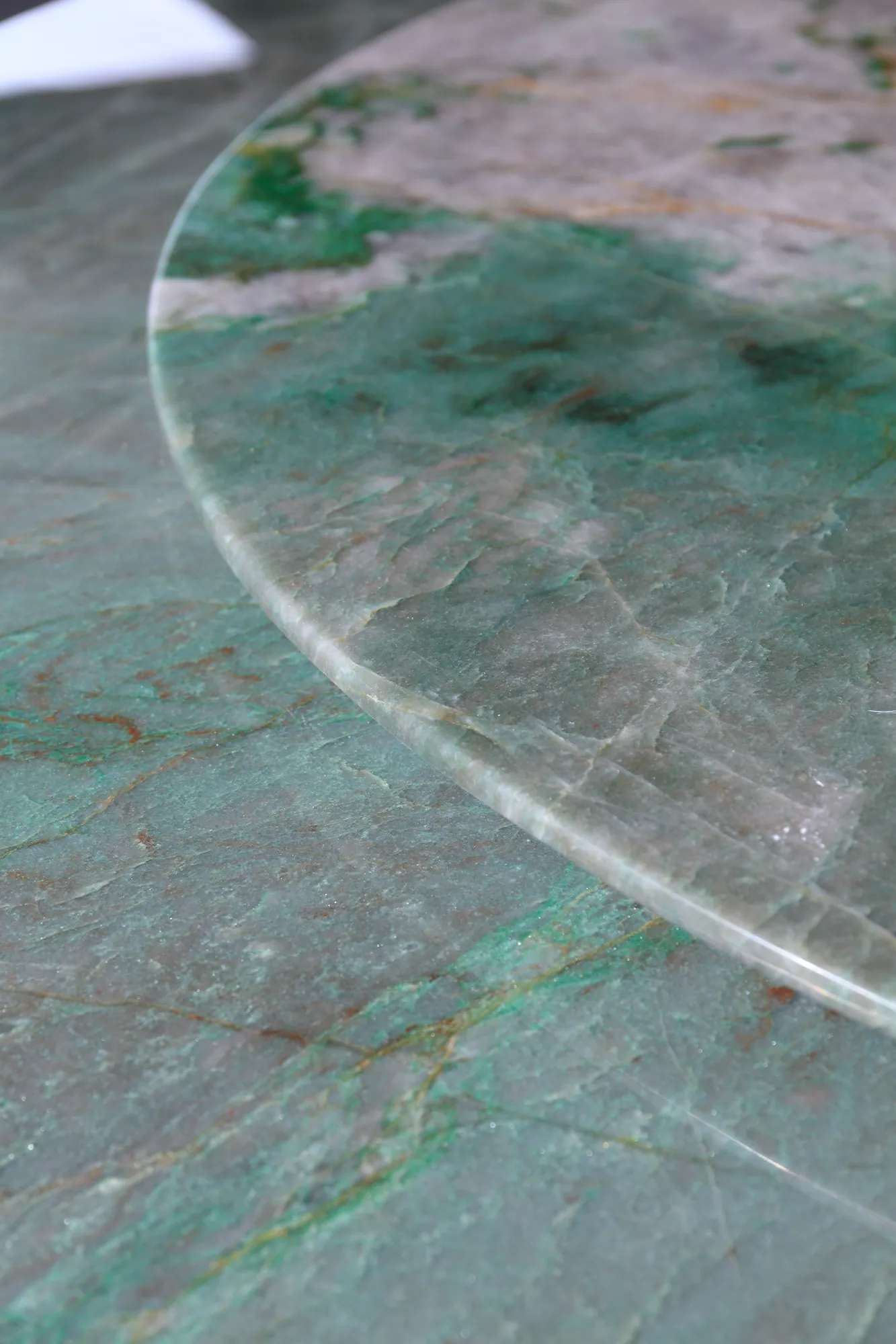 Royal Emerald Round Dining Table - detail view 5